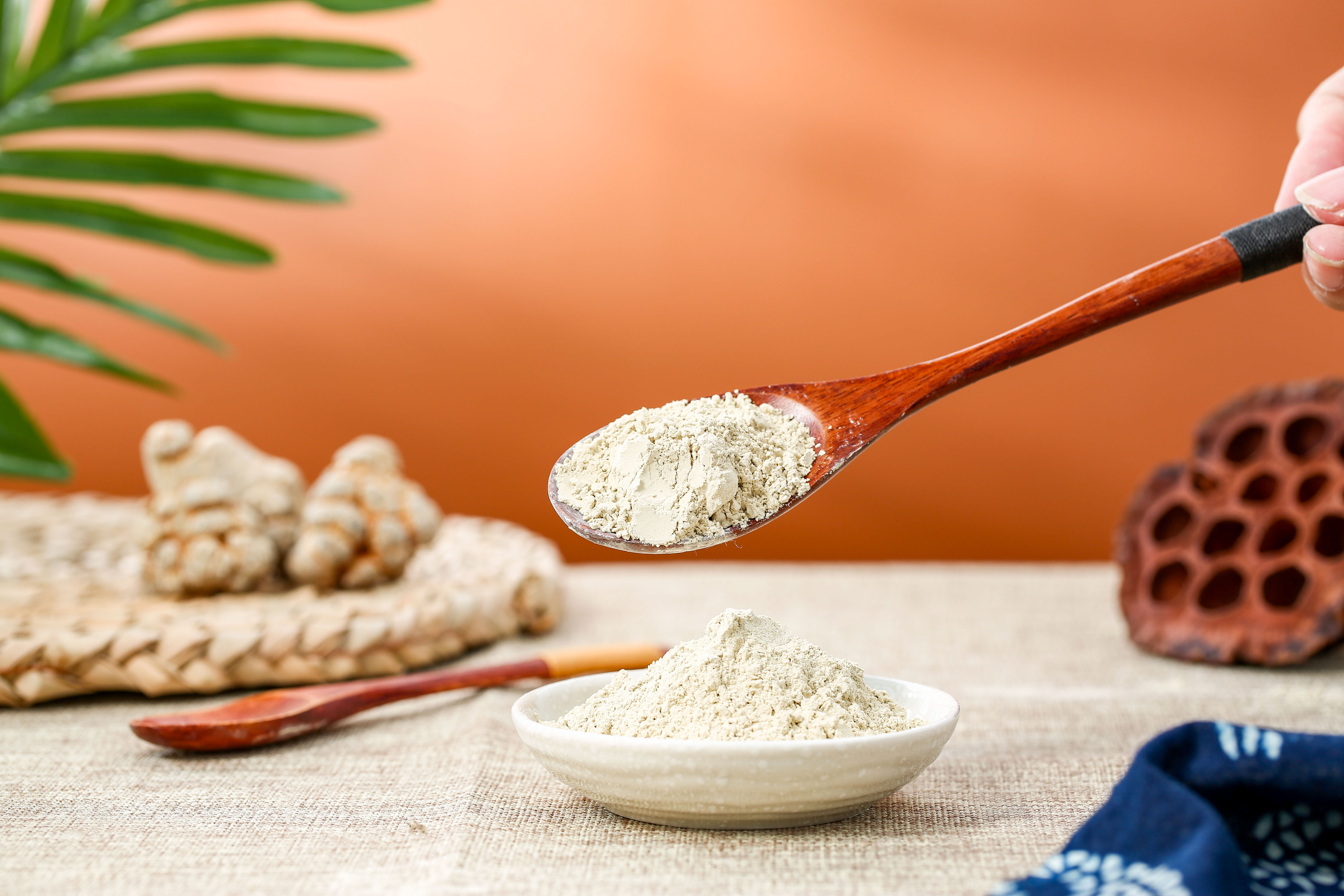 立秋已至，秋日该不该吃三七粉呢？要怎么吃呢？